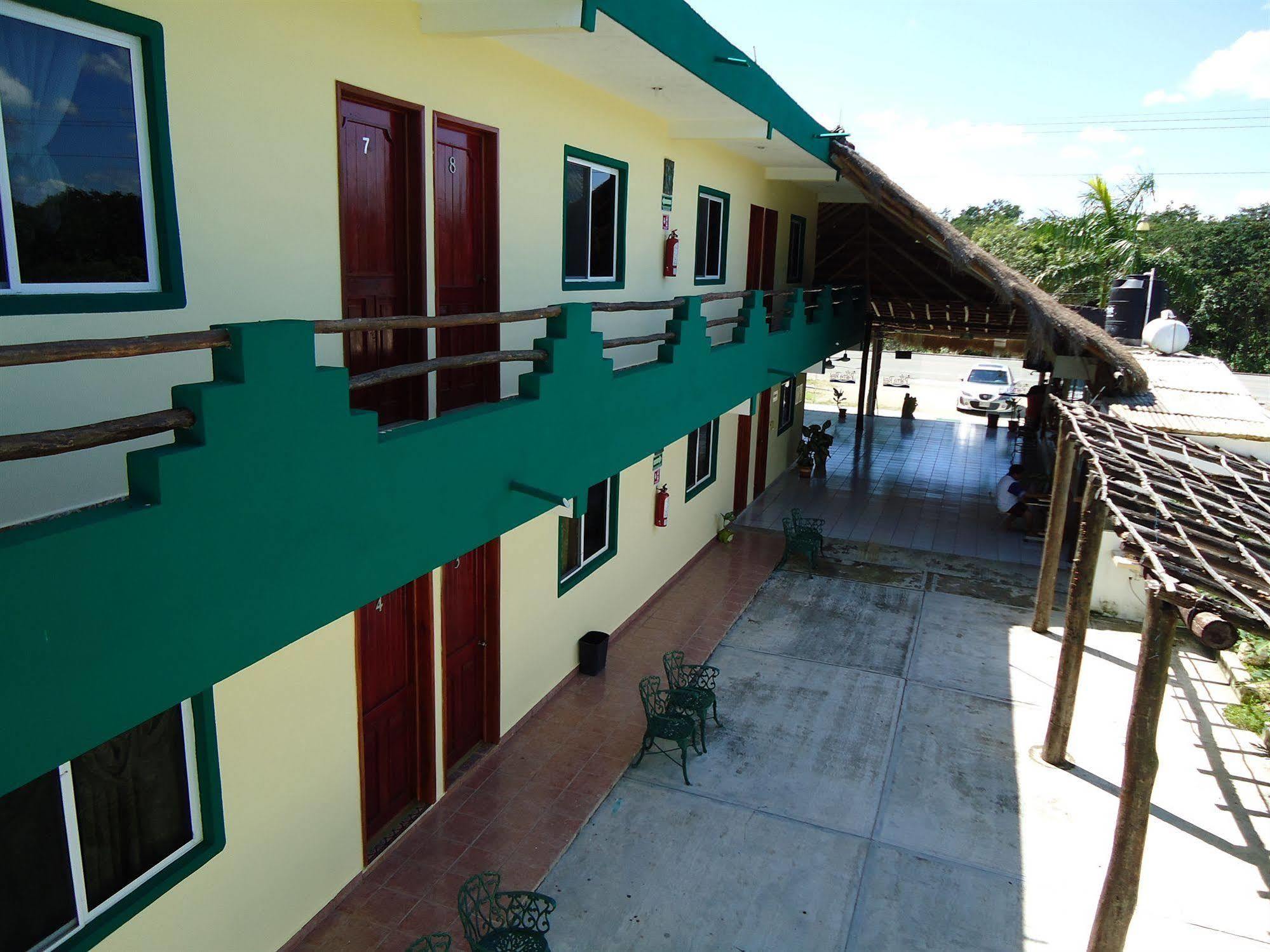 Oyo Hotel Palma Real Tulum Exteriör bild